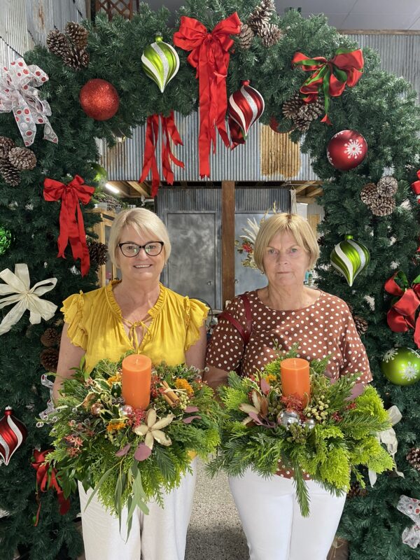 Christmas Table Arrangement or Christmas Table Wreath - Image 5